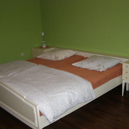 多姆戈西尼娜斯科拉酒店 Gliczarów 外观 照片